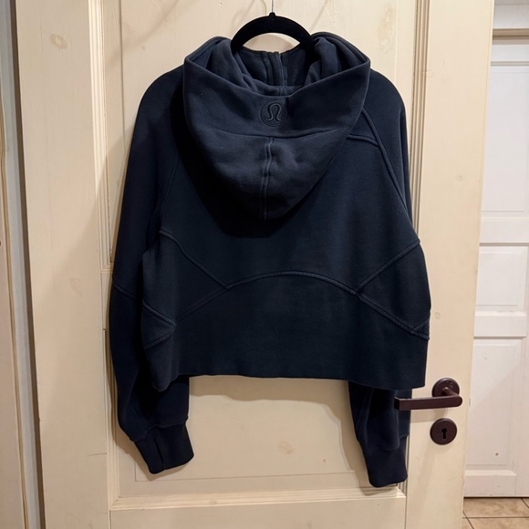 Lululemon Scuba Hoody - Picture 2 of 6